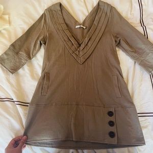 Vintage Mike and Chris Mike & Chris taupe sweatshirt tunic size M Medium